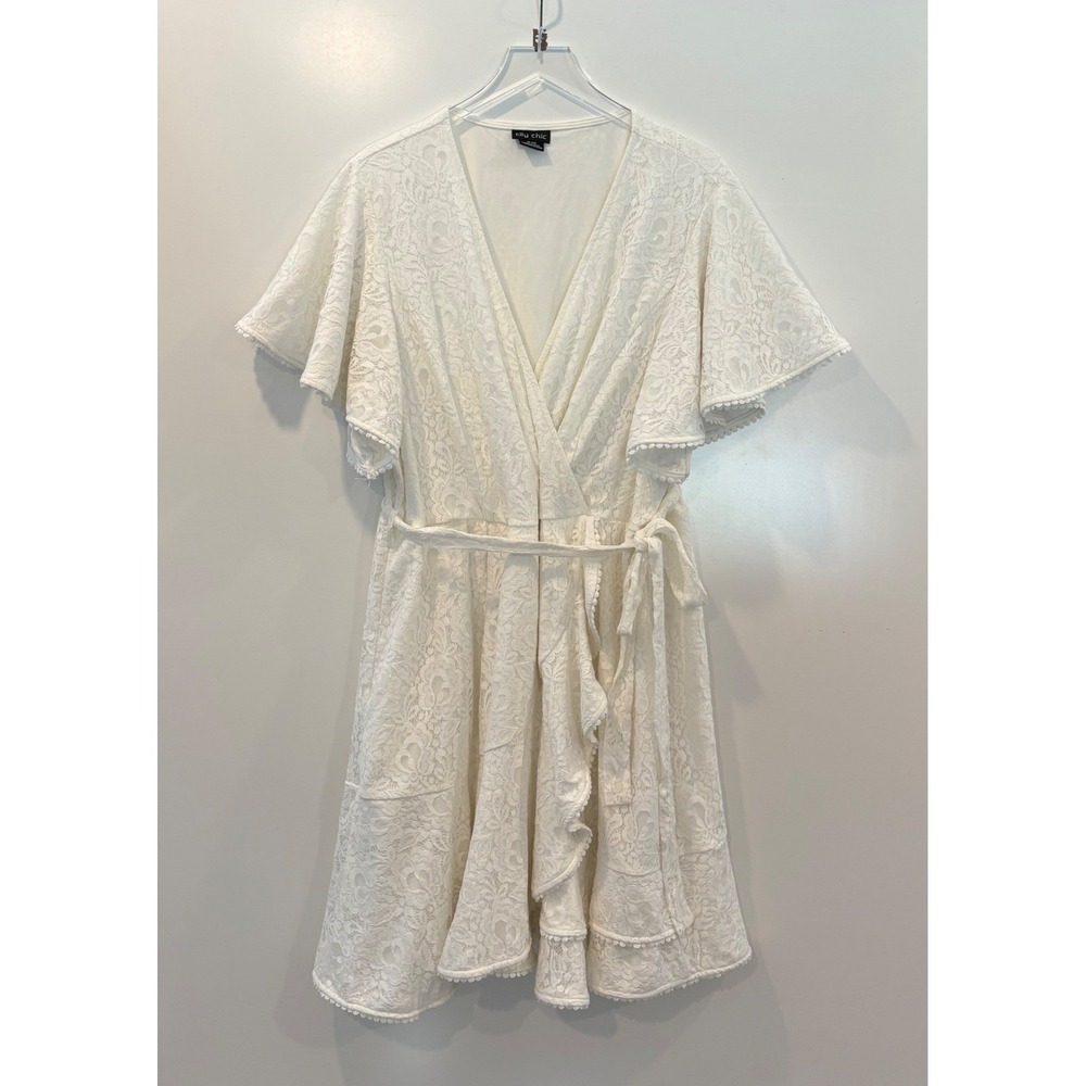 City Chic White Wrap Dress - Picture 2 of 7